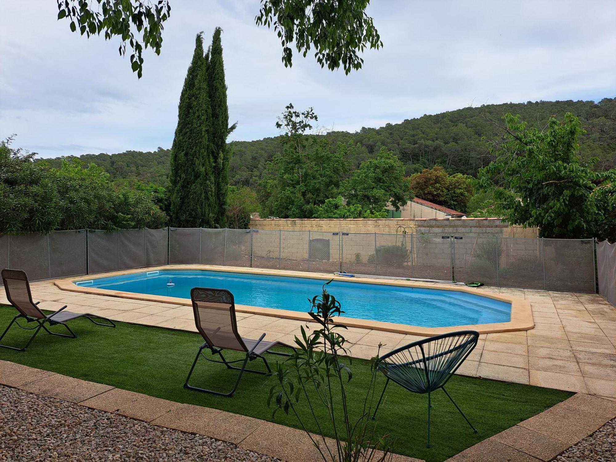 Villa Les Fauvettes Cabasse Bagian luar foto