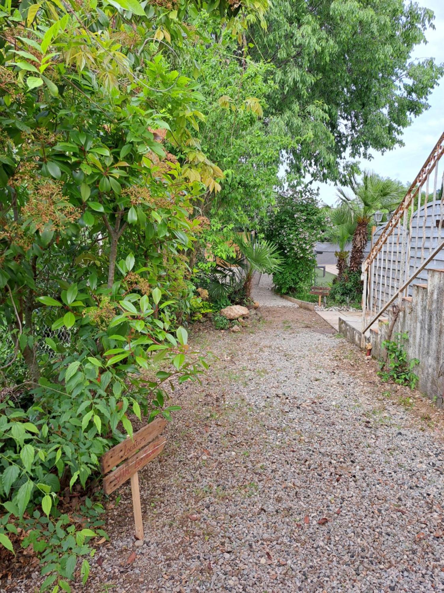 Villa Les Fauvettes Cabasse Bagian luar foto